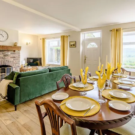 Dom wakacyjny 4 Bed In North York Moors 82262 *