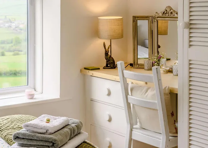 4 Bed In Danby 82262