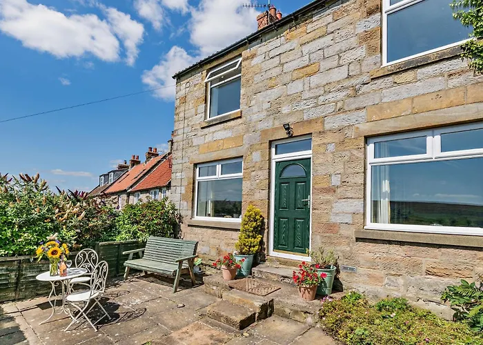 4 Bed In Danby 82262 *