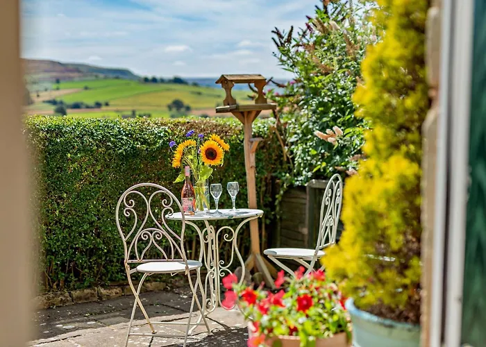 4 Bed In Danby 82262